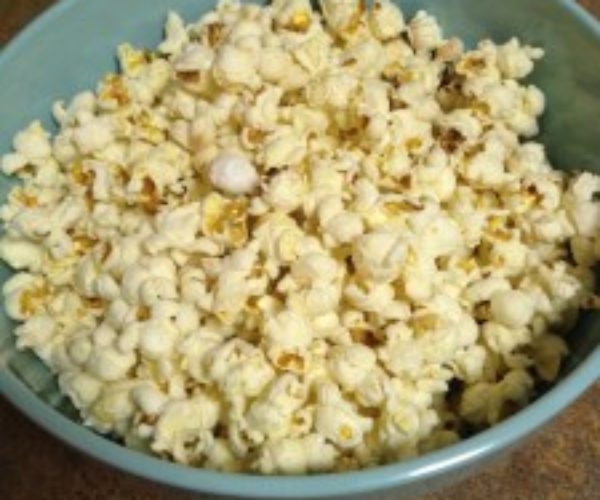 healthy popcorn snack