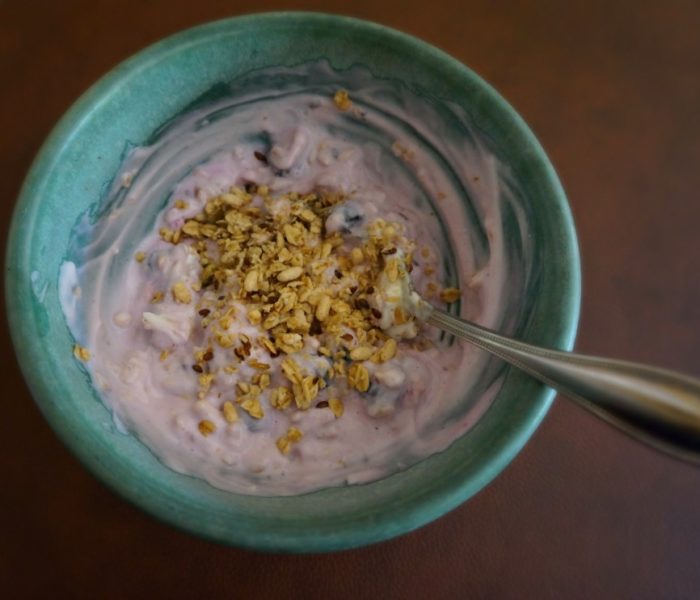 blueberry yogurt parfait